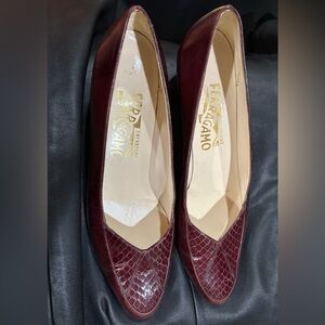 Vintage Salvatore Ferragamo Burgundy Textured Flats
